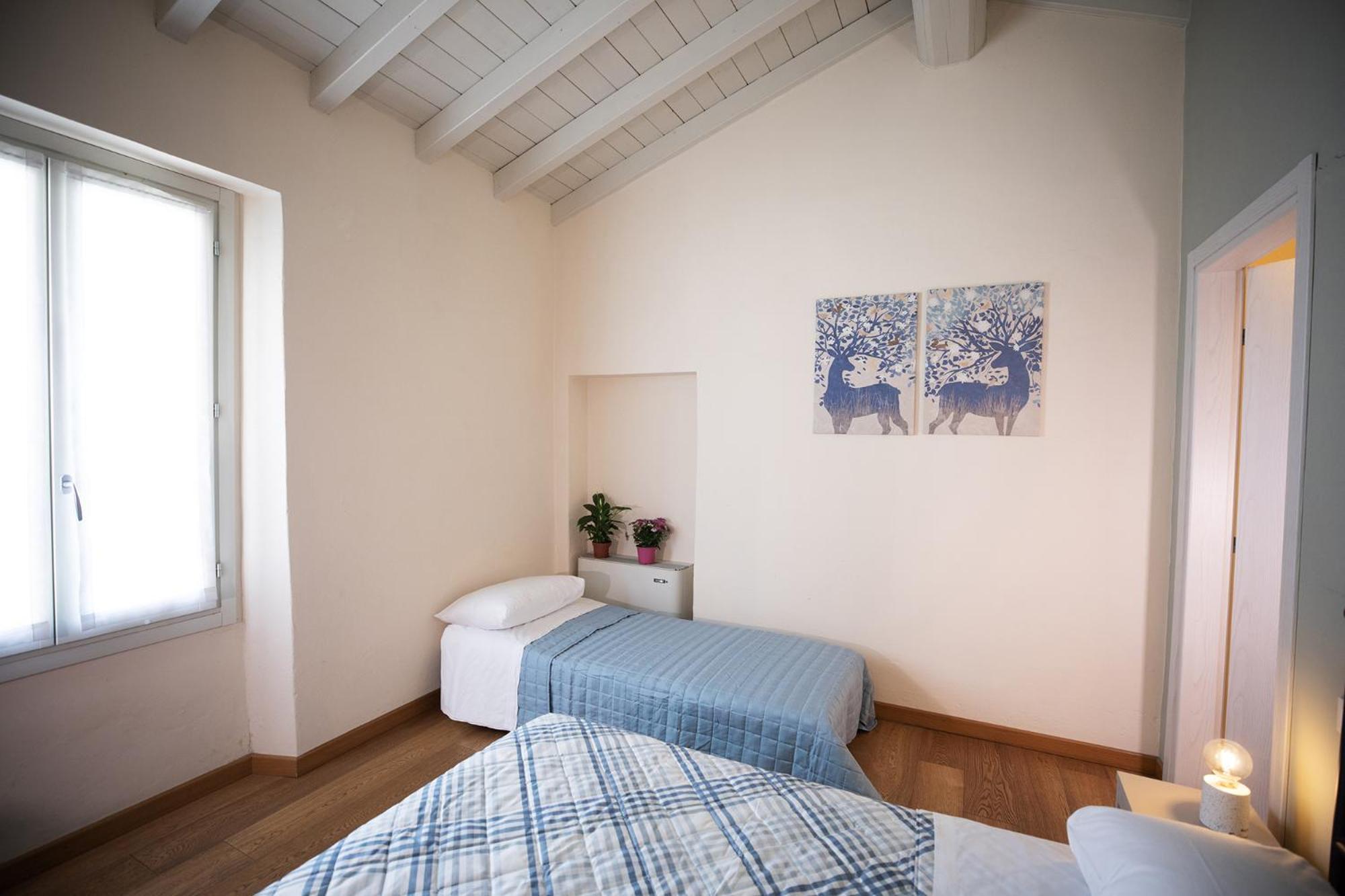 Bed and breakfast Relais La Rocca Solférino Extérieur photo